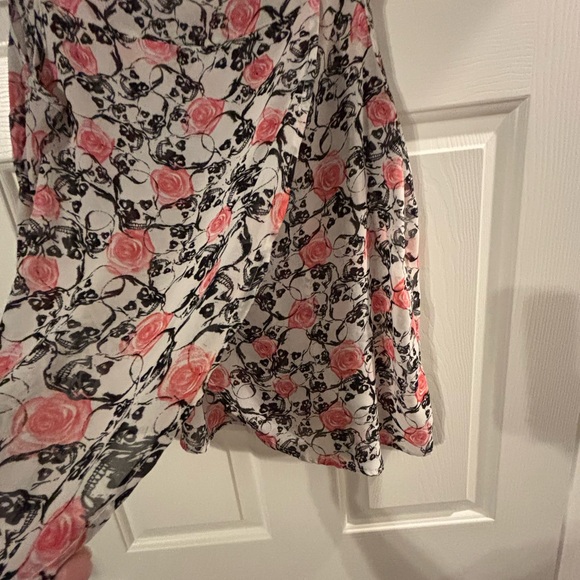 Torrid Pink Roses and Black Floral Tank Top - Picture 6 of 11